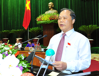 Chủ nhiệm Ủy ban Pháp luật Phan Trung Lý trình bày Báo cáo