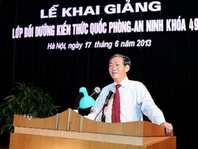 Đồng chí Đinh Thế Huynh, Ủy viên Bộ Chính trị, Bí thư Trung ương Đảng, Trưởng ban Tuyên giáo Trung ương