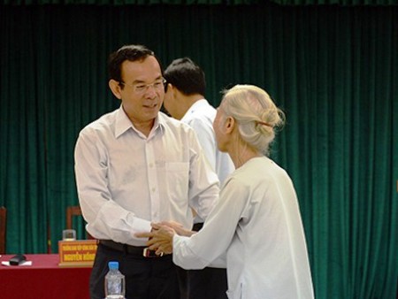 Bộ trưởng, Chủ nhiệm Văn phòng Chính phủ Nguyễn Văn Nên chia sẻ với người dân tại buổi tiếp công dân định kỳ tại Trụ sở Ban tiếp công dân Trung ương