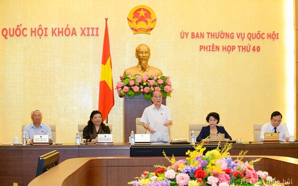Chủ tịch Quốc hội Nguyễn Sinh Hùng chủ trì và phát biểu khai mạc Phiên họp thứ 40 của Ủy ban Thường vụ Quốc hội