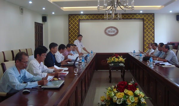 Quang cảnh buổi làm việc