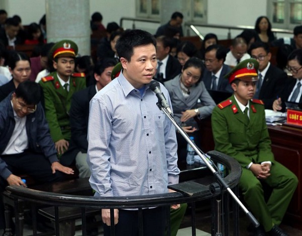 Bị cáo Hà Văn Thắm, nguyên Chủ tịch Hội đồng quản trị Ngân hàng thương mại cổ phần Đại Dương