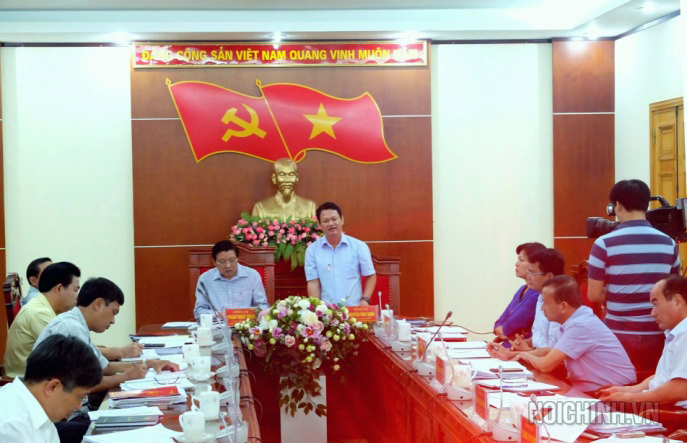 Đồng chí Nguyễn Văn Vịnh, Ủy viên Trung ương Đảng, Bí thư Tỉnh ủy Lào Cai phát biểu tại buổi làm việc