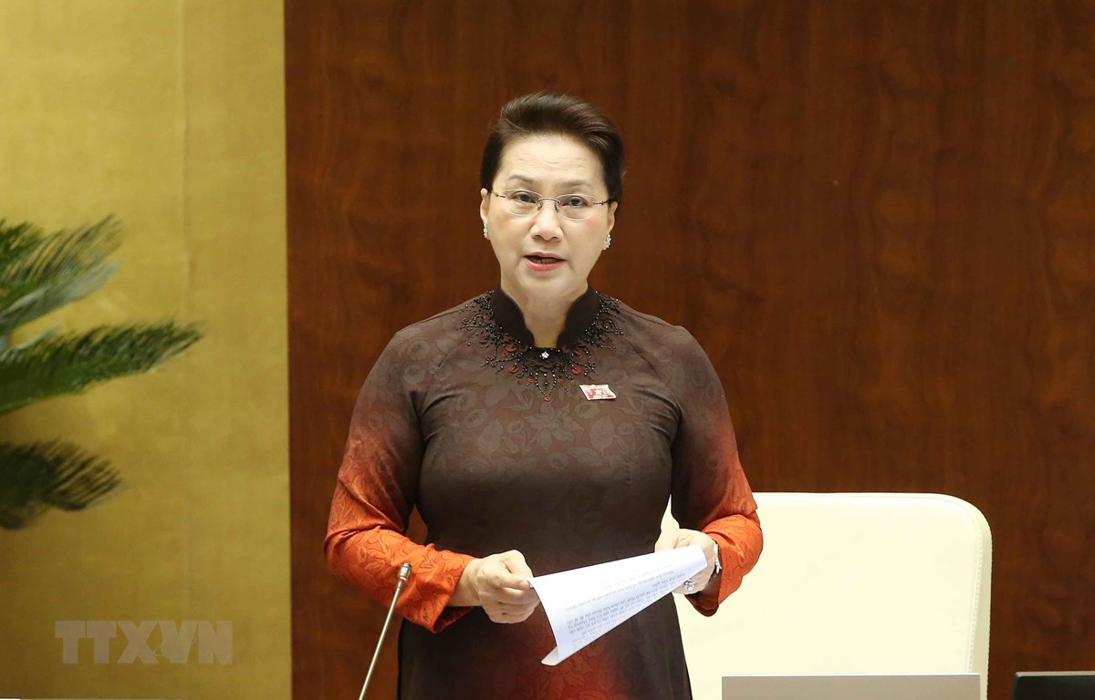 Chủ tịch Quốc hội Nguyễn Thị Kim Ngân phát biểu điều khiển phiên chất vấn và trả lời chất vấn