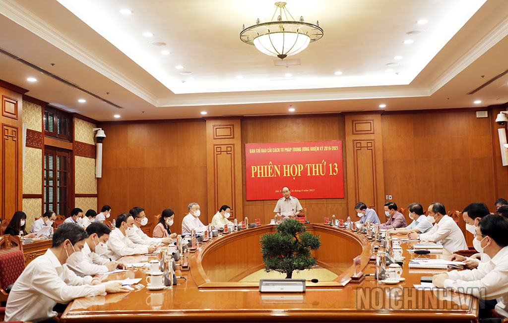 Toàn cảnh Phiên họp