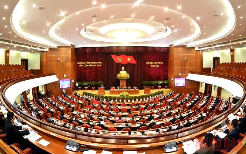 Hội nghị lần thứ tư Ban Chấp hành Trung ương Đảng khóa XIII ngày làm việc thứ ba