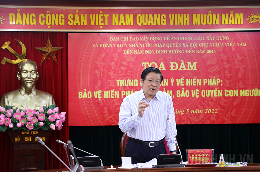 Đồng chí Phan Đình Trạc, Ủy viên Bộ Chính trị, Bí thư Trung ương Đảng, Trưởng Ban Nội chính Trung ương, Phó Trưởng ban Thường trực Ban Chỉ đạo xây dựng Đề án