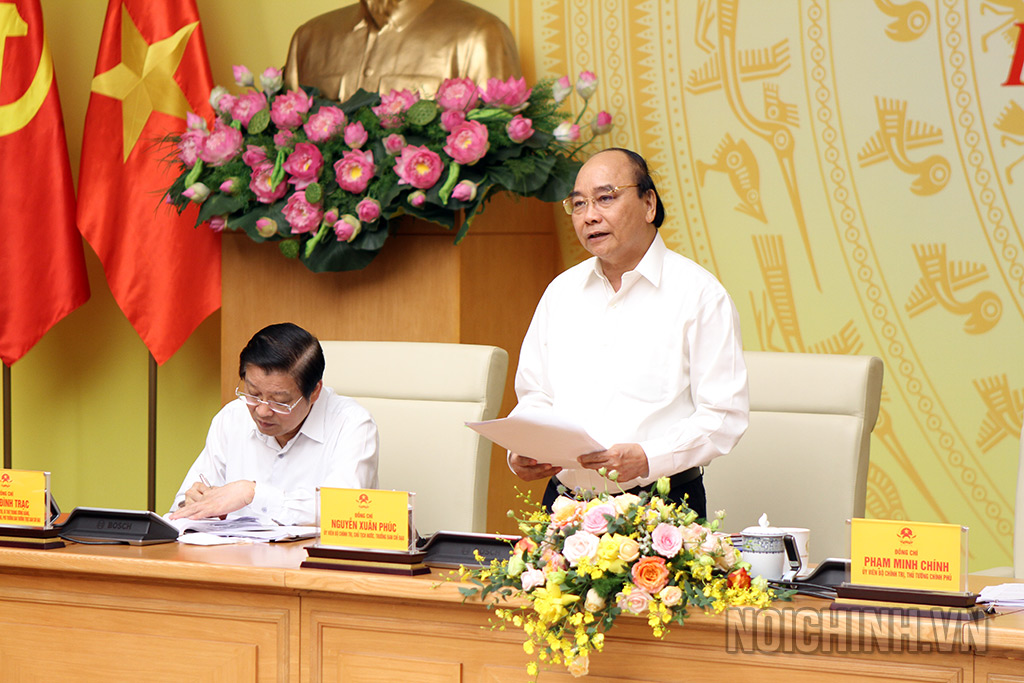 Đồng chí Nguyễn Xuân Phúc, Ủy viên Bộ Chính trị, Chủ tịch nước, Trưởng Ban Chỉ đạo xây dựng Đề án phát biểu chỉ đạo tại buổi làm việc
