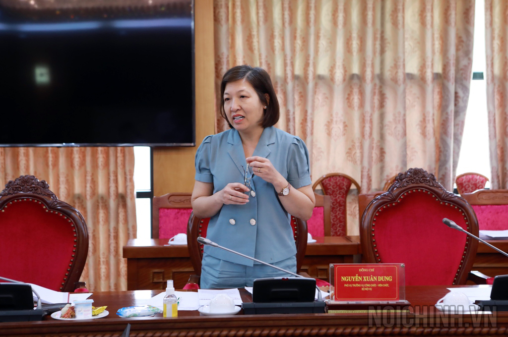Đồng chí Nguyễn Xuân Dung, Vụ trưởng Vụ Công chức – Viên chức, Bộ Nội vụ