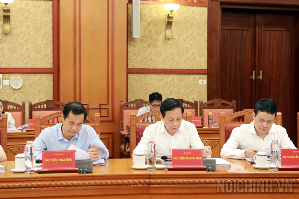 Các đại biểu dự Cuộc họp