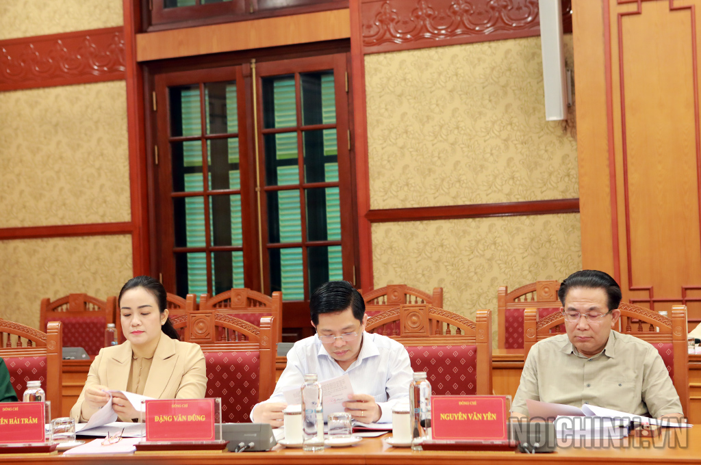 Các đại biểu dự Cuộc họp