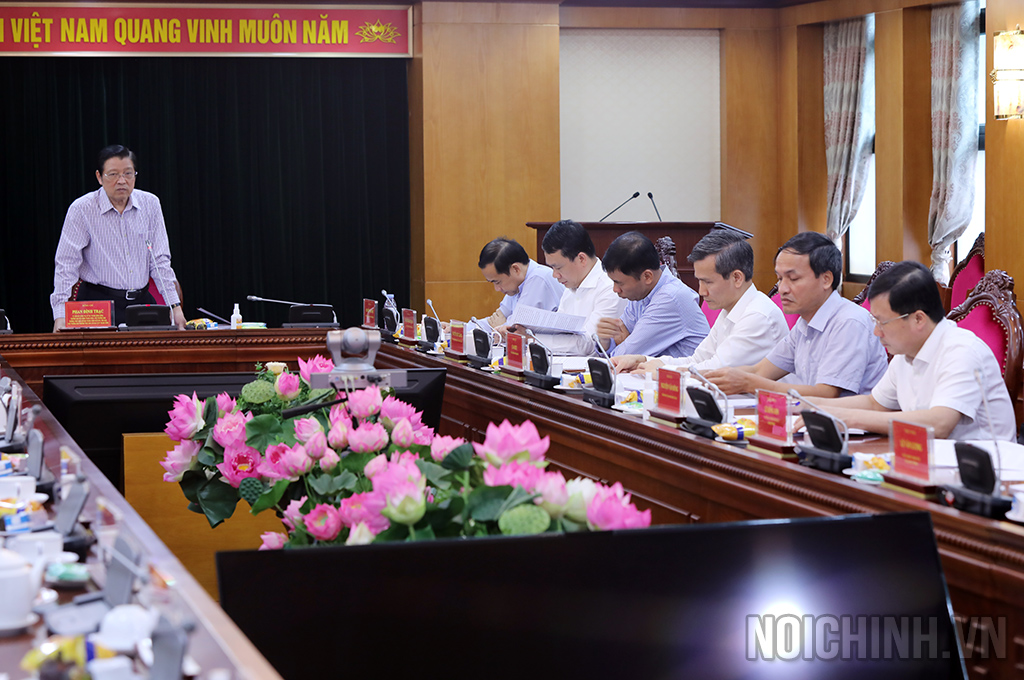 Các đại biểu dự Hội nghị