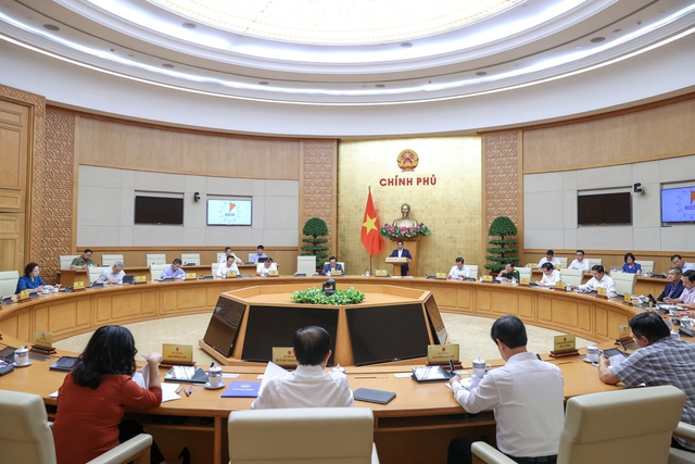 Một Phiên họp thường kỳ Chính phủ
