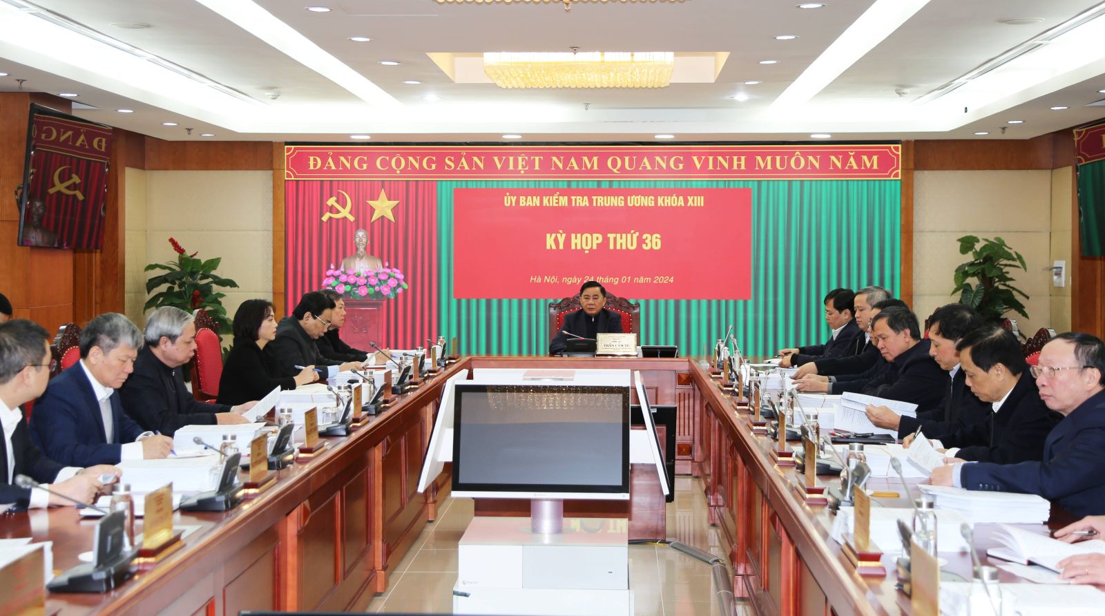 Quang cảnh Kỳ họp
