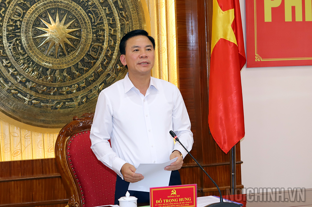 Đồng chí Đỗ Trọng Hưng, Ủy viên Trung ương Đảng, Bí thư Tỉnh ủy, Chủ tịch HĐND tỉnh, Trưởng Ban Chỉ đạo tỉnh Thanh Hóa phát biểu kết luận Phiên họp