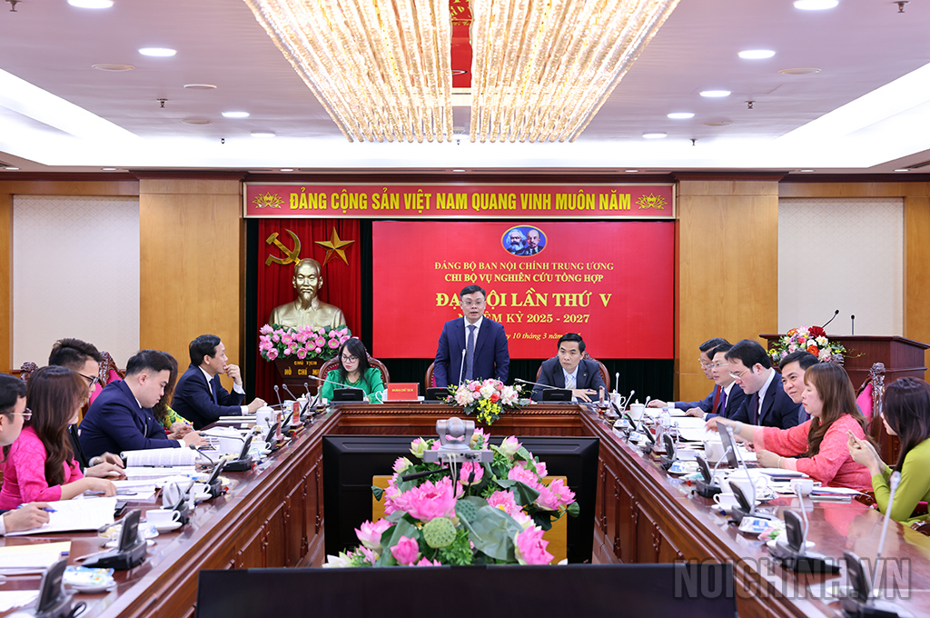 Đoàn Chủ tịch chủ trì Đại hội