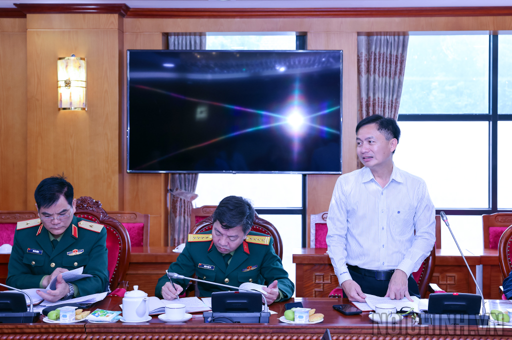 Đồng chí Nguyễn Duy Tiến, Vụ trưởng Vụ Pháp luật và Tư pháp, Ủy ban Pháp luật và Tư pháp của Quốc Hội, Tổ phó Tổ Biên tập xây dựng Đề án phát biểu
