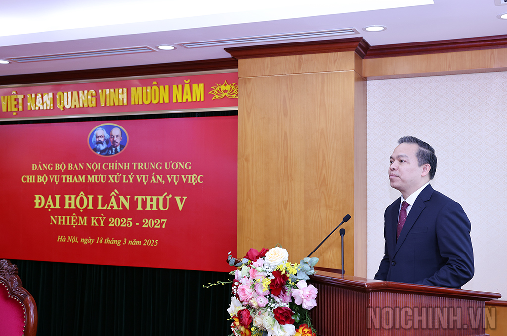 Đồng chí Nguyễn Thanh Tân, Vụ trưởng, Bí thư Chi bộ Vụ Tham mưu xử lý vụ án, vụ việc phát biểu