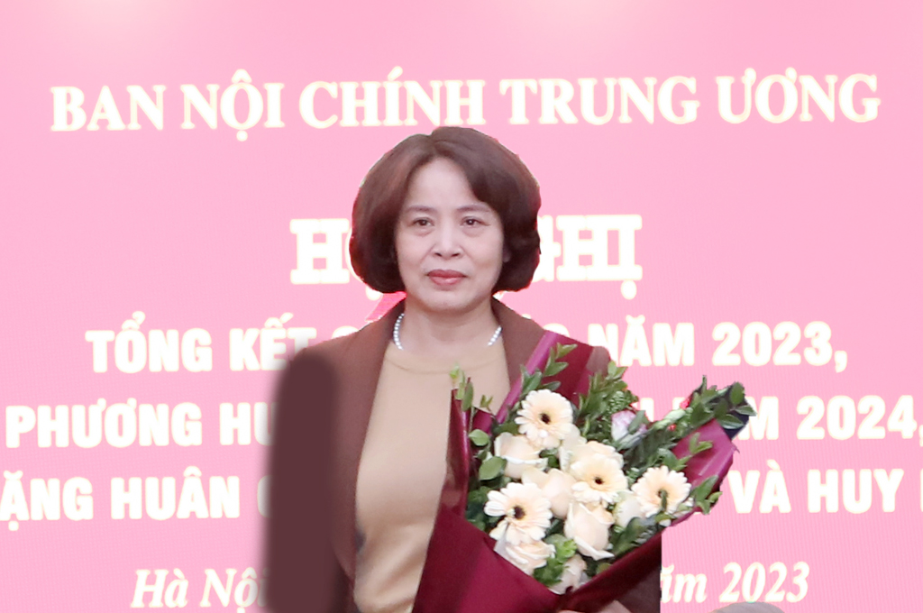 Đồng chí Nguyễn Thi Nga