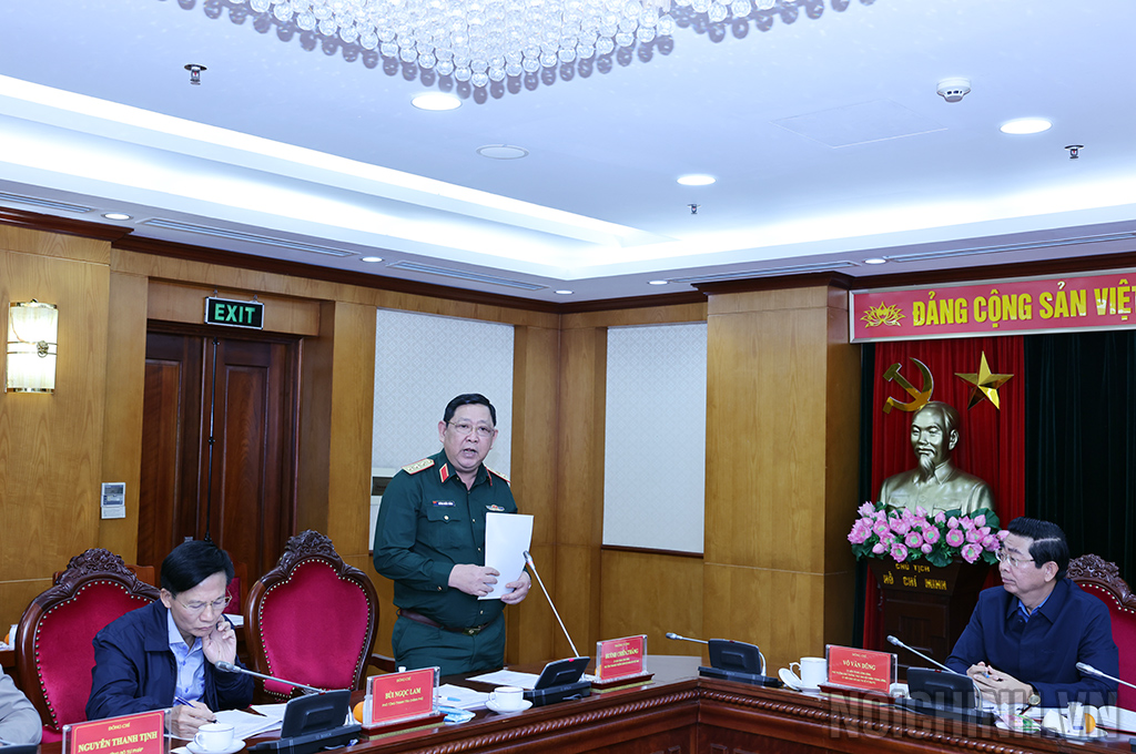 Thượng tướng Huỳnh Chiến Thắng, Ủy viên Trung ương Đảng, Phó Tổng Tham mưu trưởng Quân đội nhân dân Việt Nam