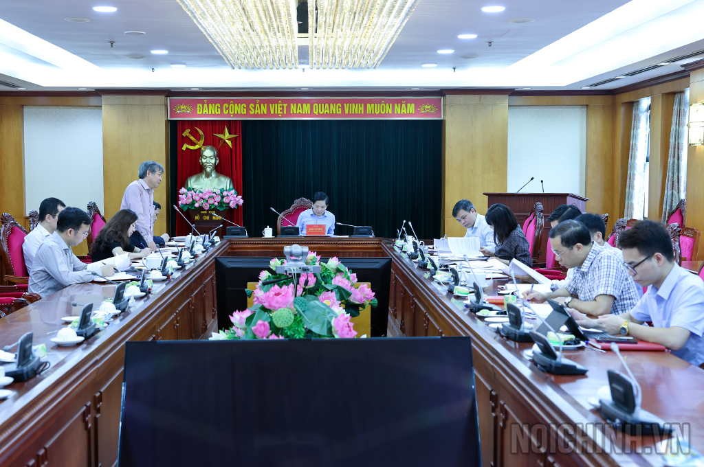 Quang cảnh Cuộc họp