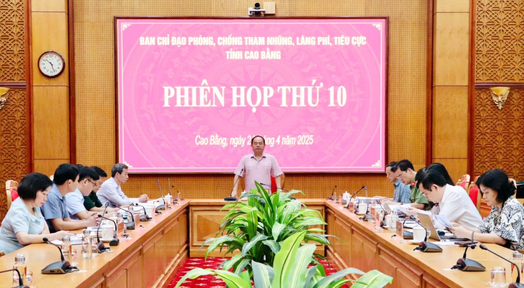 Toàn cảnh Phiên họp