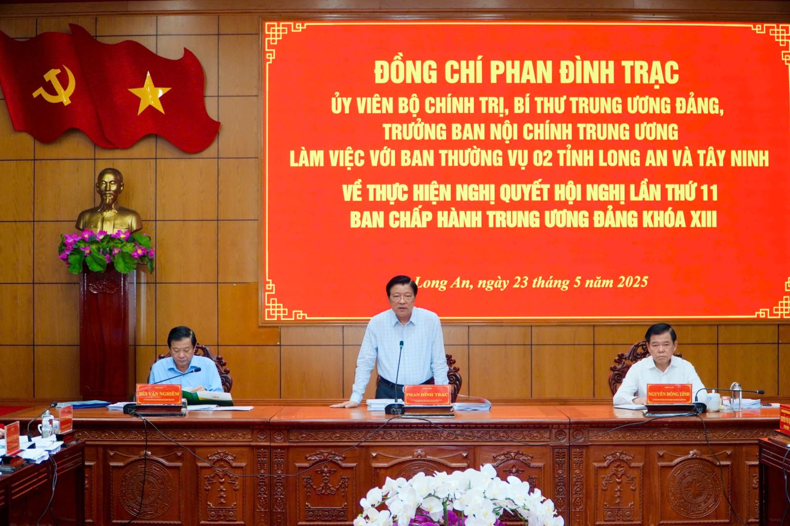 Đồng chí Phan Đình Trạc, Ủy viên Bộ Chính trị, Bí thư Trung ương Đảng, Trưởng Ban Nội chính Trung ương phát biểu chỉ đạo