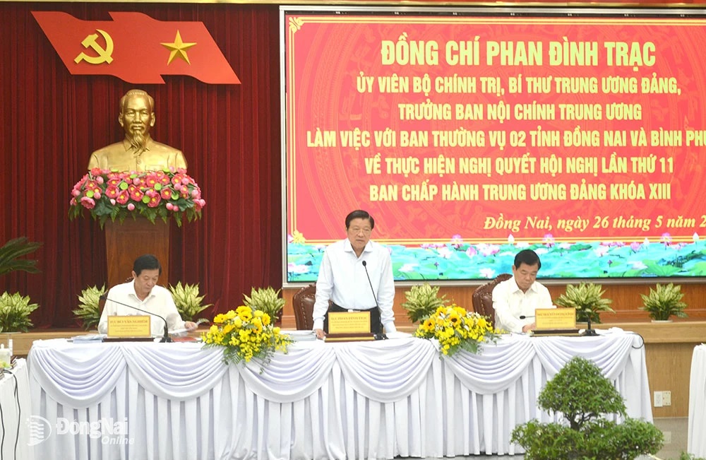 Đồng chí Phan Đình Trạc, Ủy viên Bộ Chính trị, Bí thư Trung ương Đảng, Trưởng Ban Nội chính Trung ương phát biểu chỉ đạo