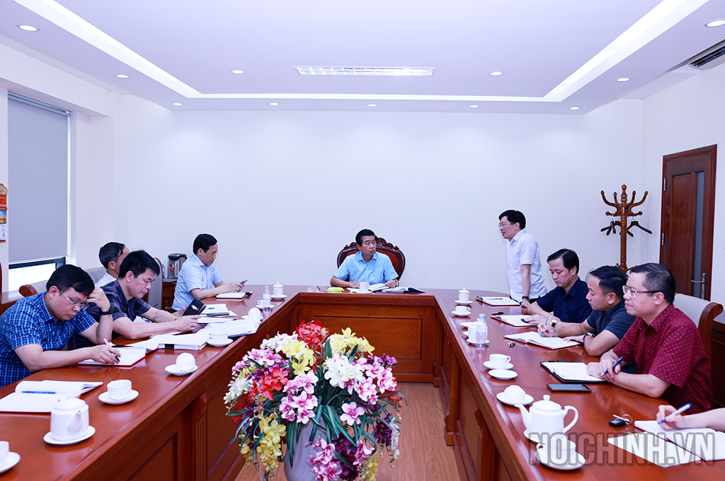 Quang cảnh Cuộc họp