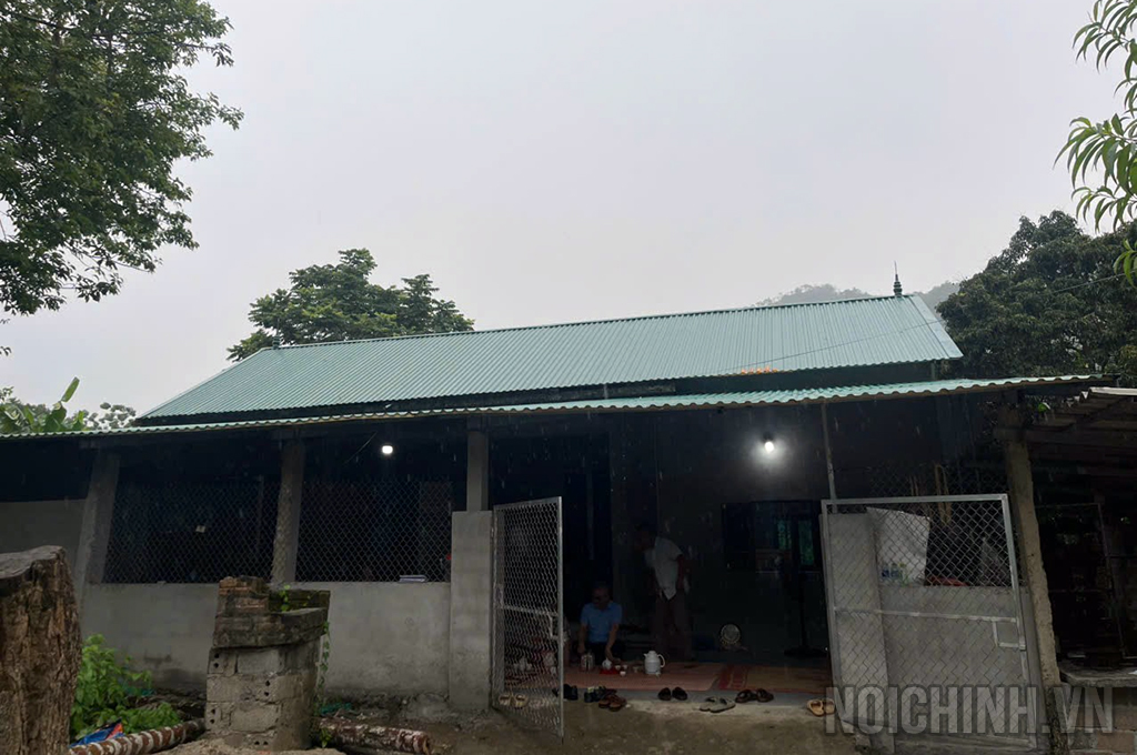 Ngôi nhà tình nghĩa của gia đình bà Bùi Thị Hưng tại xóm Cuôi, xã Bình Sơn, huyện Kim Bôi