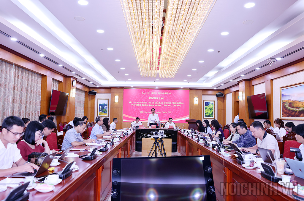 Toàn cảnh buổi làm việc của lãnh đạo Ban Nội chính Trung ương với các cơ quan Báo chí thông báo kết quả Phiên họp