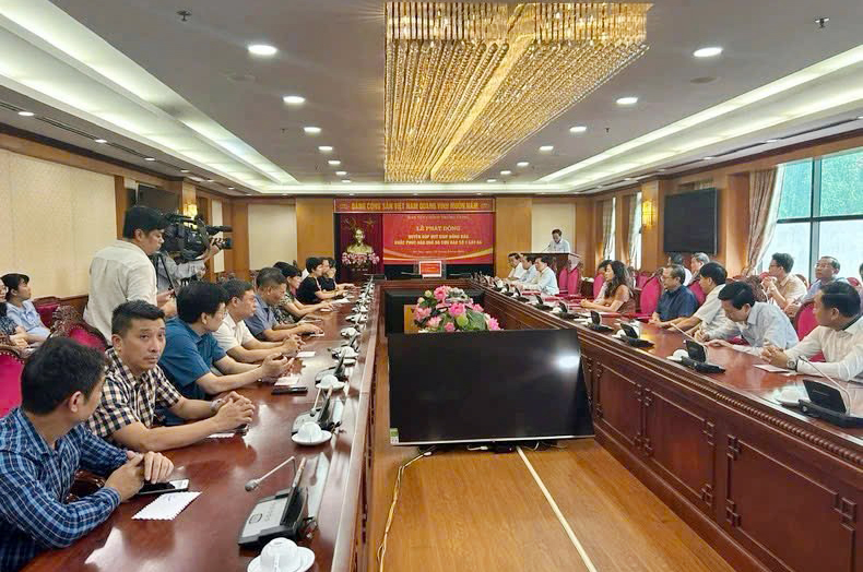 Ban Nội chính Trung ương phát động quyên góp ủng hộ đồng bào khắc phục hậu quả bão số 10 