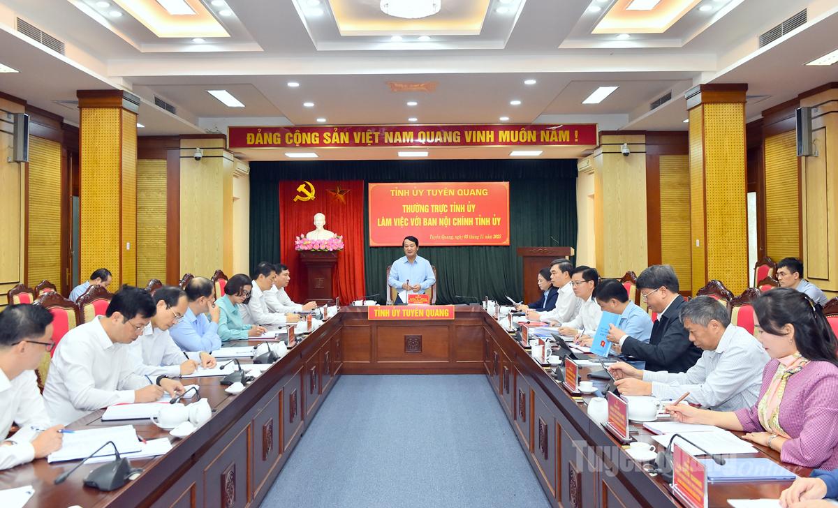 Toàn cảnh buổi làm việc