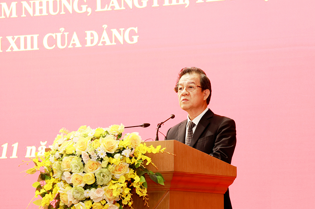 Đồng chí Lê Hồng Quang, Ủy viên Trung ương Đảng, Phó Trưởng Ban Nội chính Trung ương phát biểu tại Hội nghị