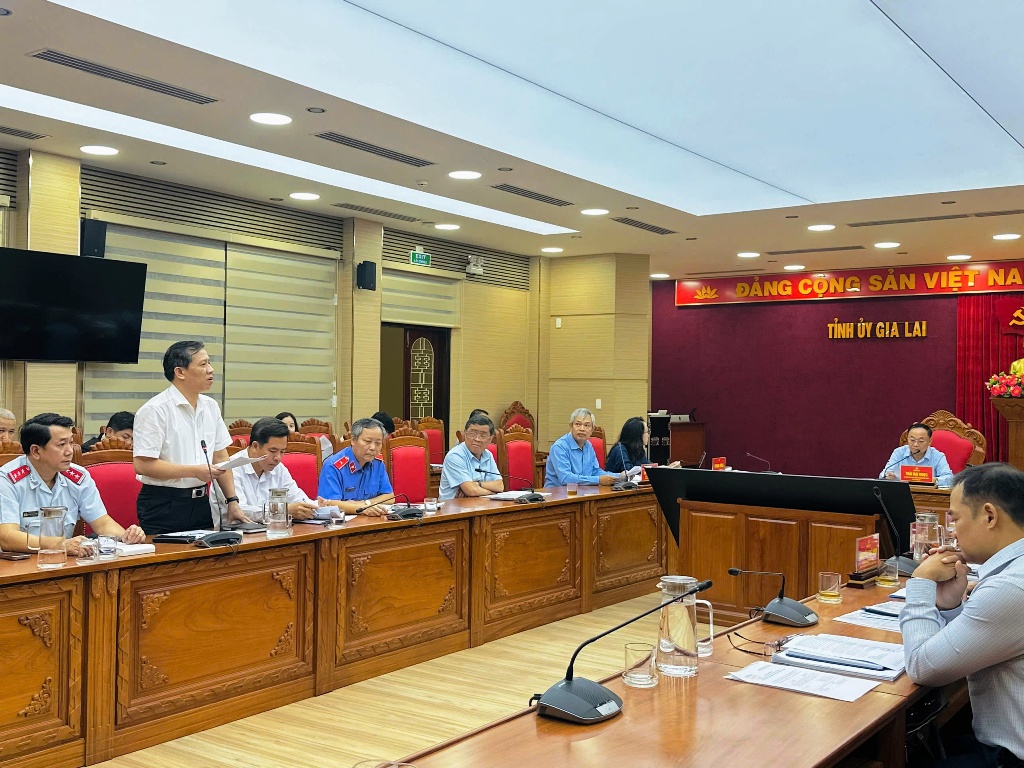 Toàn cảnh Phiên họp