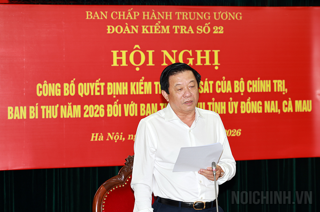 Đồng chí Bùi Văn Nghiêm, Ủy viên Trung ương Đảng, Phó Trưởng Ban Nội chính Trung ương, Phó Trưởng đoàn kiểm tra giám sát phát biểu