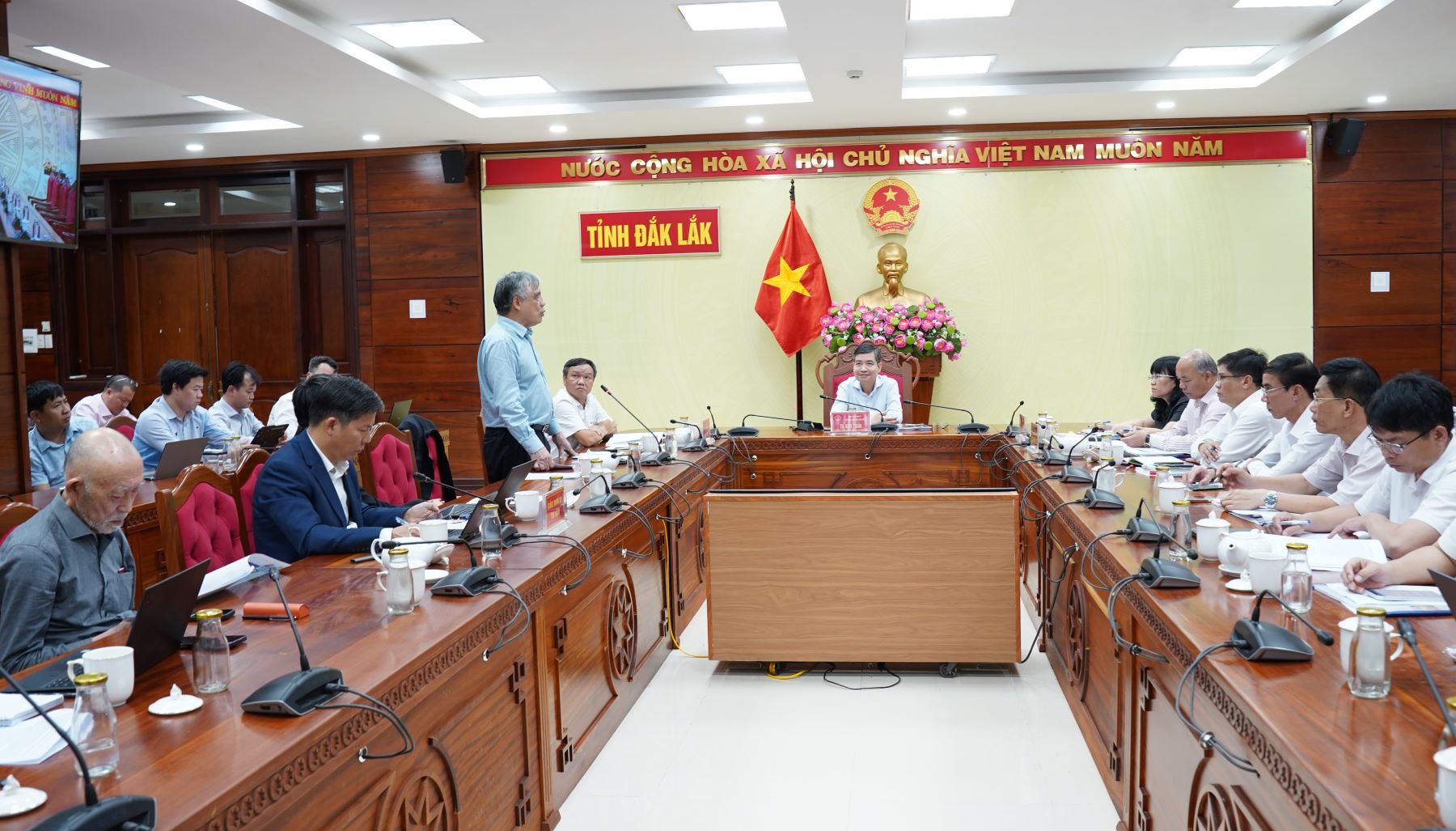 Một Hội nghị của Ủy ban nhân dân tỉnh Đắk Lắk