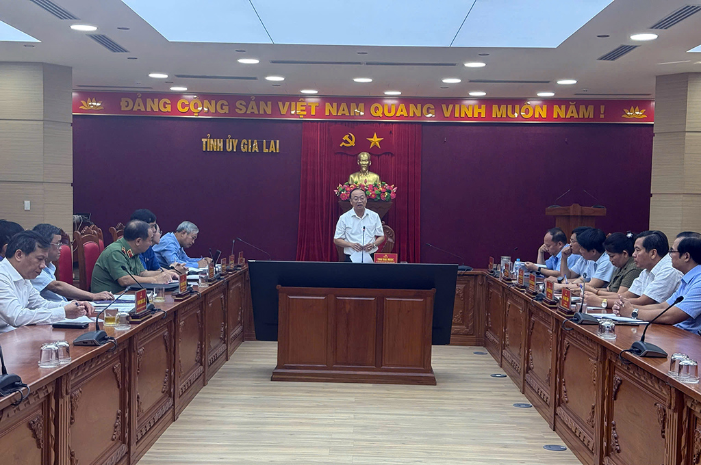 Quang cảnh Phiên họp