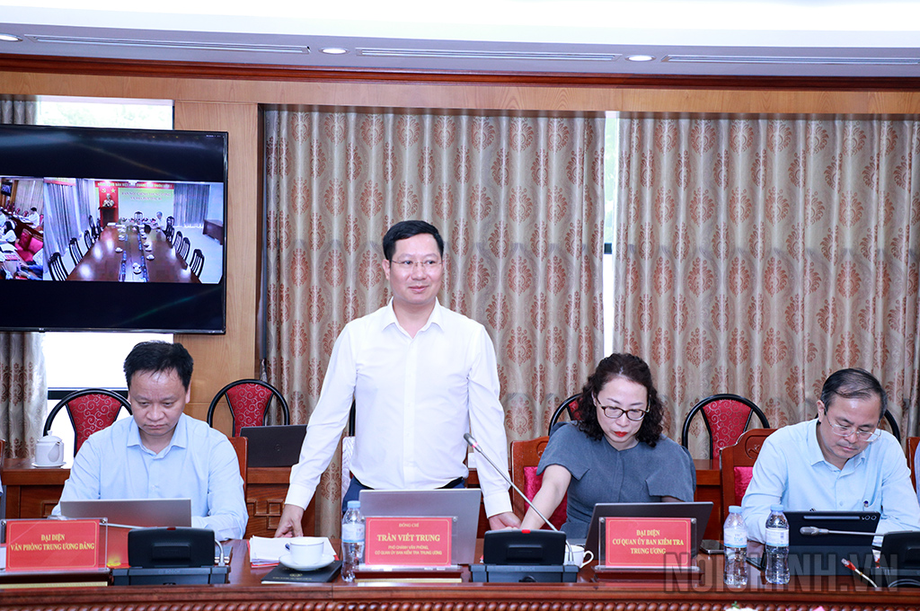 Đồng chí Trần Viết Trung, Phó Chánh Văn phòng, Cơ quan Ủy ban kiểm tra Trung ương
